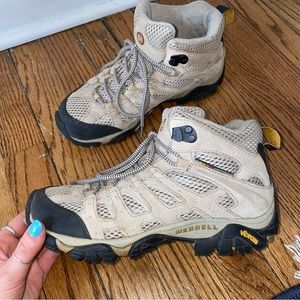 Merrell Moab 3 Mid Hiking Boots